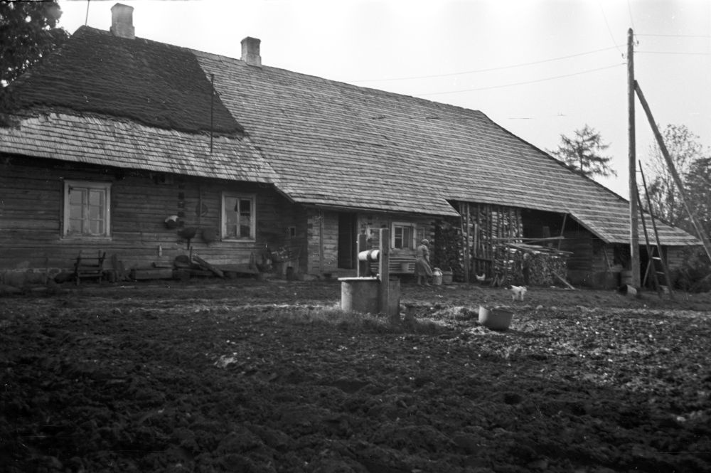 Lellu talu rehemaja Eresti külas, eestvaade.