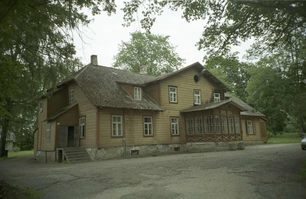 Uusna mõisa härrastemaja