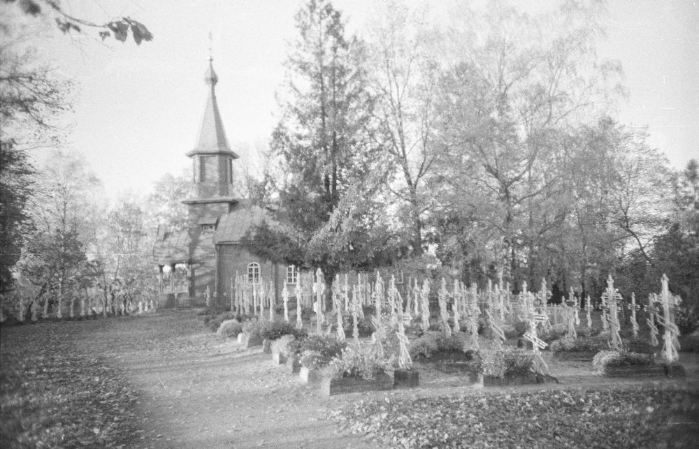 Pühtitsa õigeusu kloostri kalmistu ja kalmistukirik Kuremäel
