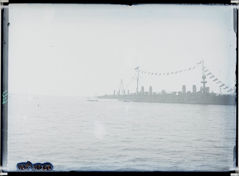 Sõjalaevad Tallinna reidil