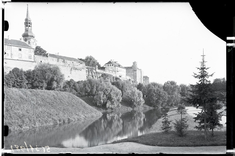 Tallinn, Toompea jalam