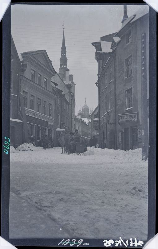 Kuninga tänav, vaade Toompea suunas