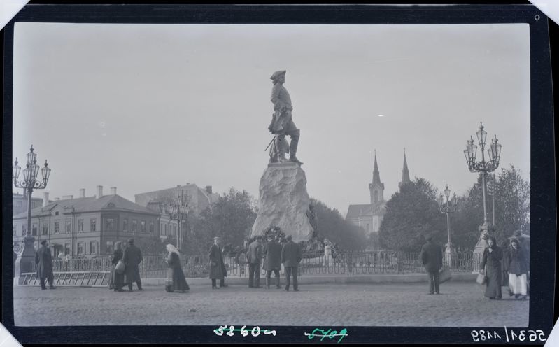 Tallinn, Peeter I mälestussammas