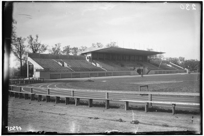 Kadrioru staadion (arhitekt Elmar Lohk)  duplicate photo