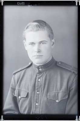 Eesti Laskurkorpus. Rudolf Hussar, Johannese poeg, sündinud 16.10.1919; leitnant, partisanisalga komandör. Jäi teadmata kadunuks 1944. a. veebruaris  duplicate photo