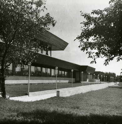 Linda Colhose Centre building, view of the building. Architect Toomas Rein  duplicate photo