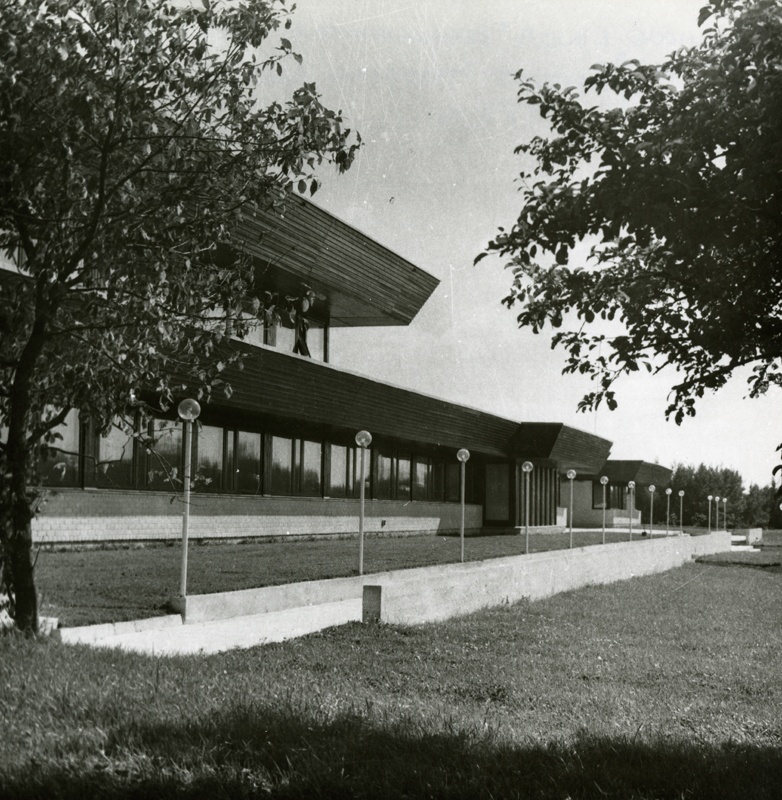 Linda Colhose Centre building, view of the building. Architect Toomas Rein