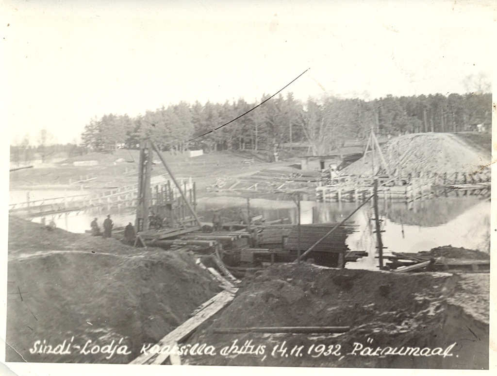 Photo Sindi - Construction of the Lodja Bridge