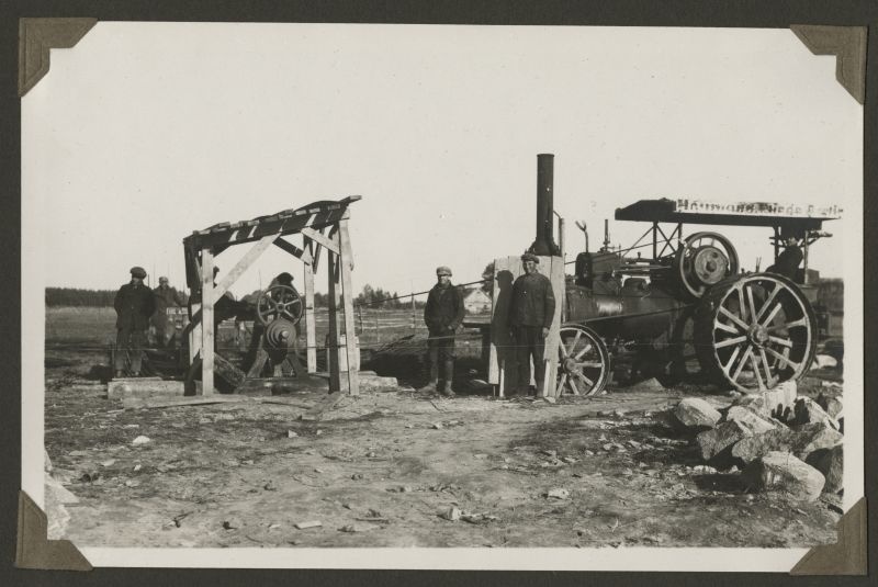 Sindi bridge. Cutting the whine for the continuation of armature rails.