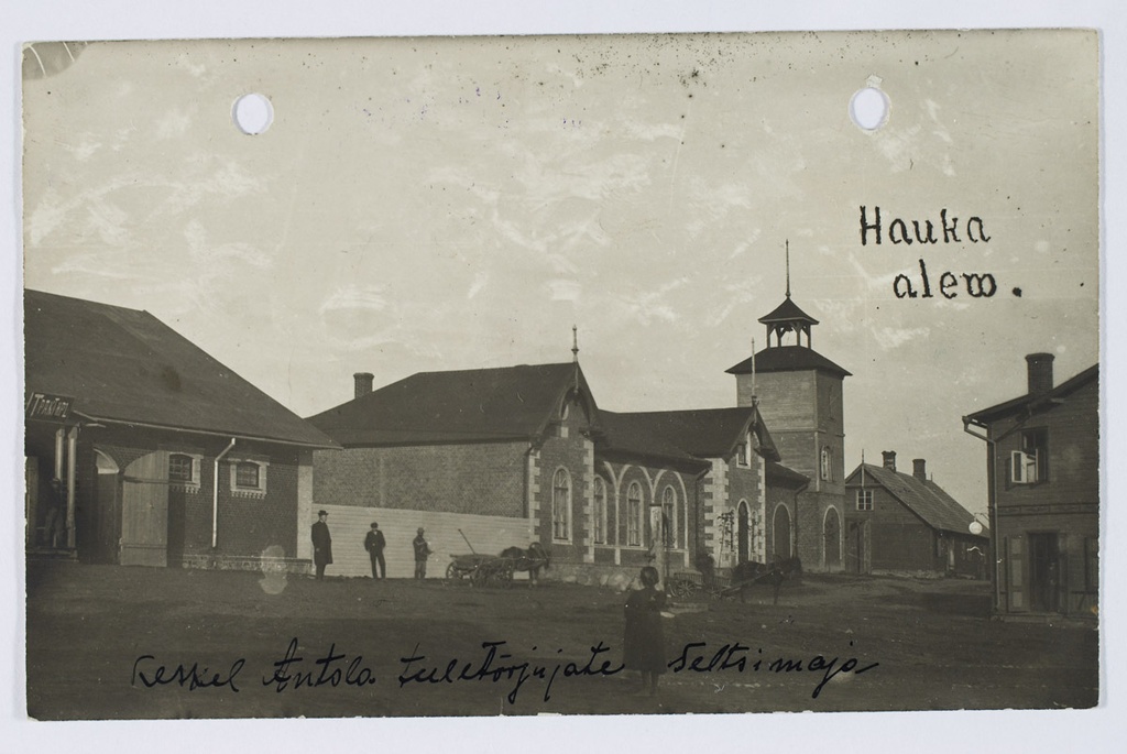 Hauka ship, in the middle of Antsla firefighters