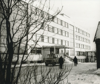 Photo. Construction of Antsla Secondary School in 1979.  duplicate photo