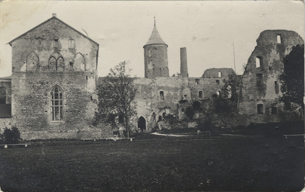[haapsalu Castle]