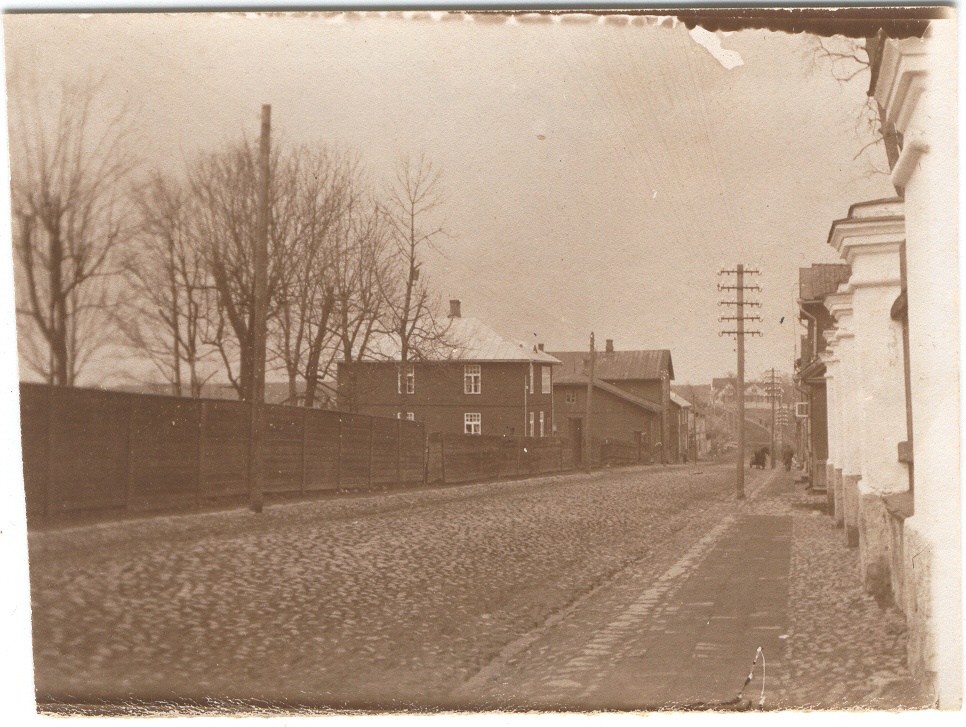 Photo. Võru. Tartu Street viewed from Jekaterina EÕK with view to the harder direction in the 1930s.