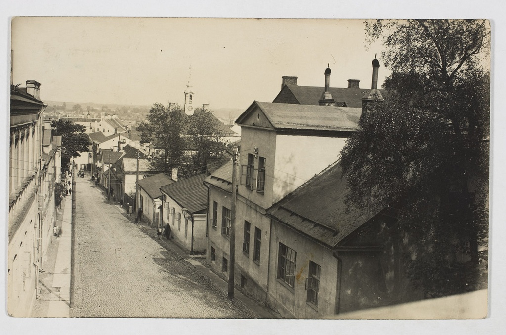 Castle tn. Viewed from here. Tartu