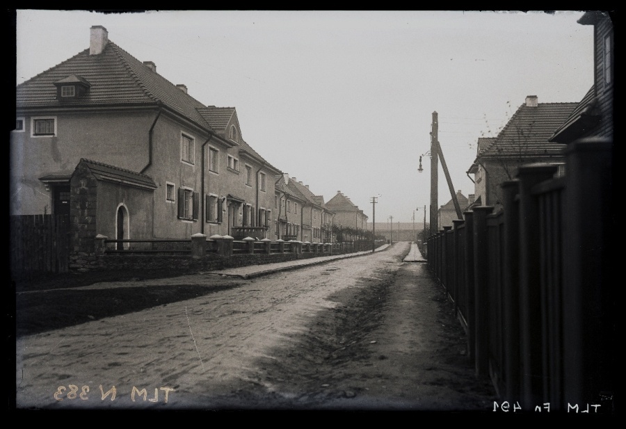 Tallinn, Kolde Street.