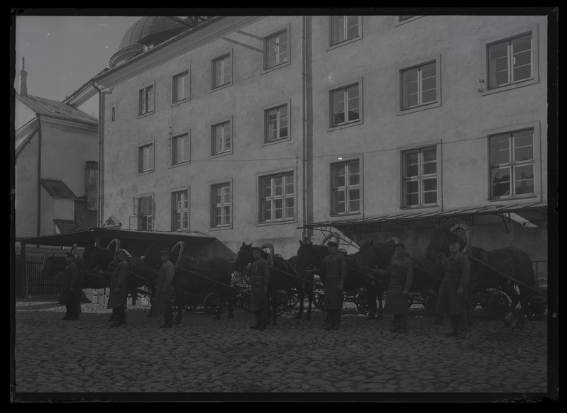 Saku Õlletehas, ladu ja pudelitesse villimise tsehh Tallinnas Nooruse tänaval.