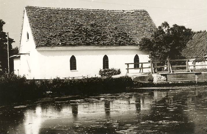 Vihula Manor washing lake