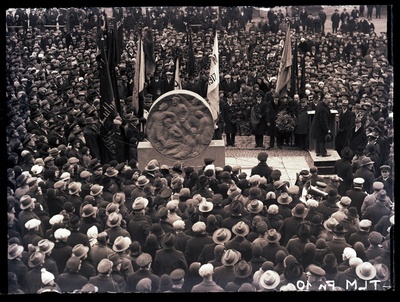 1905. aasta 16. oktoobri ohvrite mälestussamba avamine.  duplicate photo