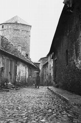 Laboratory Street in Tallinn. Picture on the cover of Lilli Promett's book "Free story"  similar photo