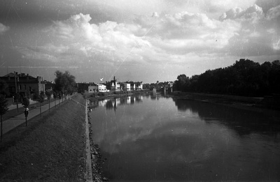 Vaade Vabaduse sillalt  similar photo