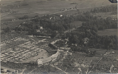 [tallinn] : [IX general song festival]  duplicate photo