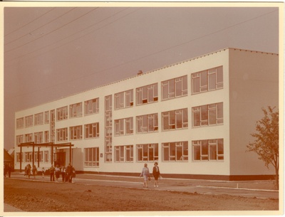 foto, Paide 3. Keskkooli uus hoone 1977.a.  duplicate photo