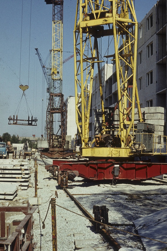 Lilleküla: construction works of panels