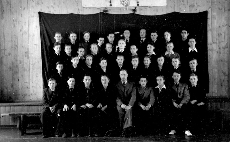 Tartu Hugo Treffneri gümnaasiumi 1.2 klass 1941. aasta kevadel