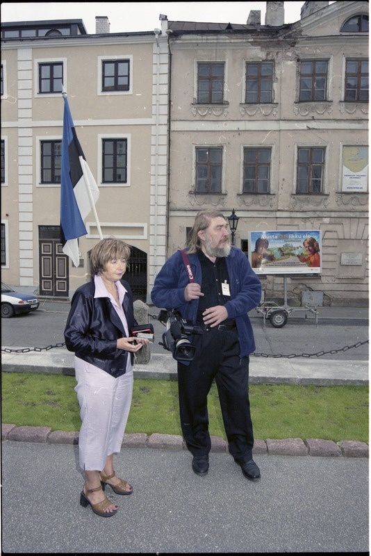 Tema Ekssellents Soome Vabariigi presidendi Tarja Haloneni ja dr. Pentti Arajärvi külaskäik Tartu Ülikooli, 10. sept. 2003