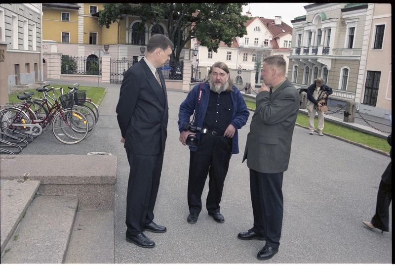 Tema Ekssellents Soome Vabariigi presidendi Tarja Haloneni ja dr. Pentti Arajärvi külaskäik Tartu Ülikooli, 10. sept. 2003