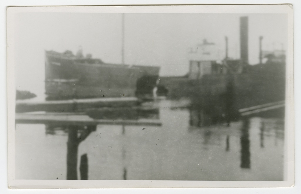 A/l "Eestirand" breaking wreck in the Gulf of Kopli