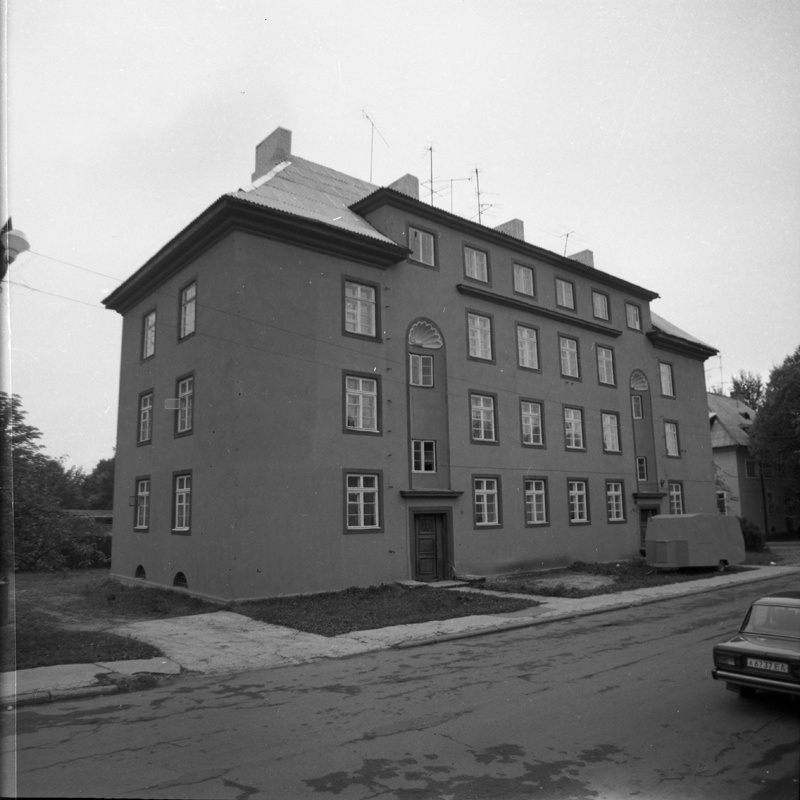Teachers' residential Granite 24, view. Architects Herbert Johanson, Eugen Habernann