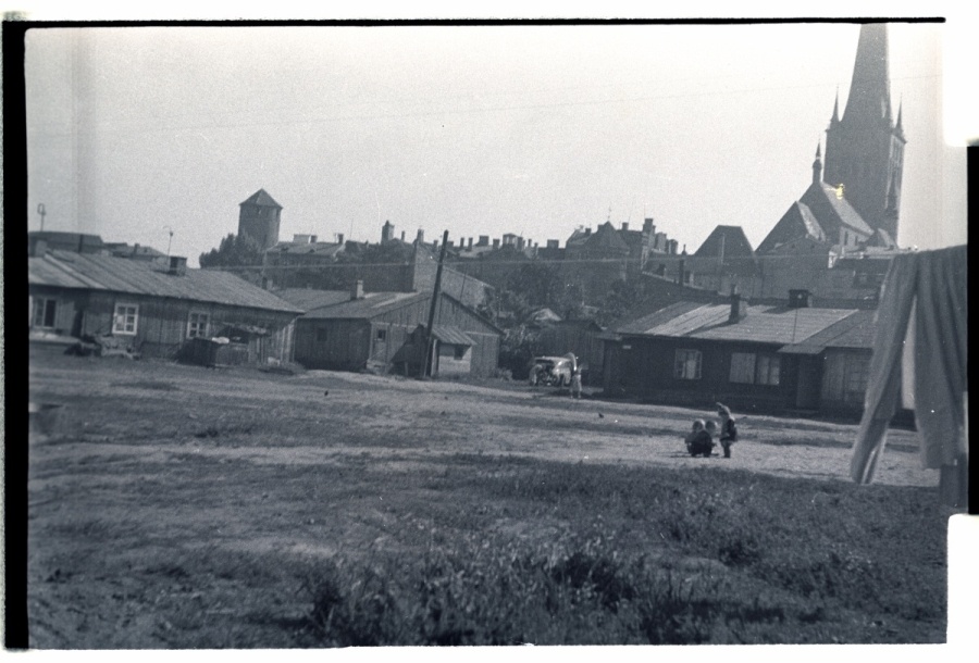 Tallinn, Mere puiestee barracks.