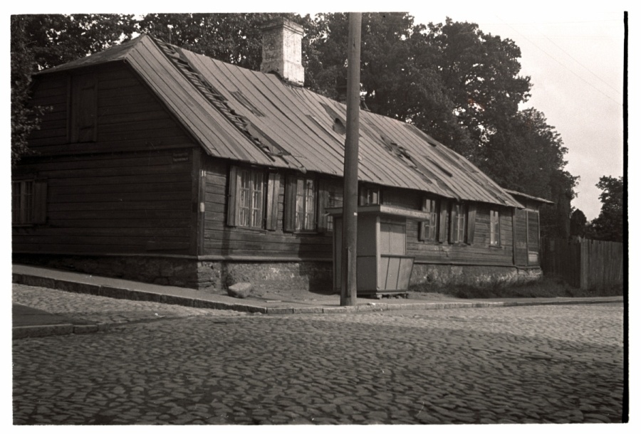 Tallinn, Komsomoli Street 16, old house.