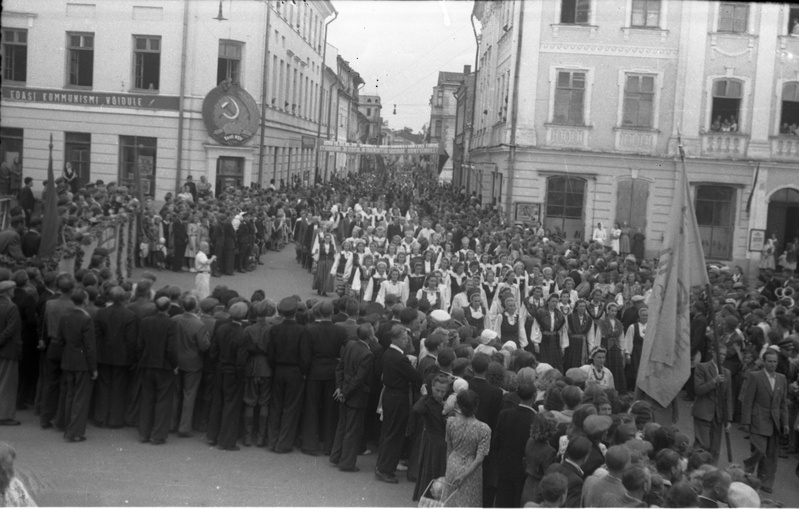 Rongkäik Tartu Raekoja platsil