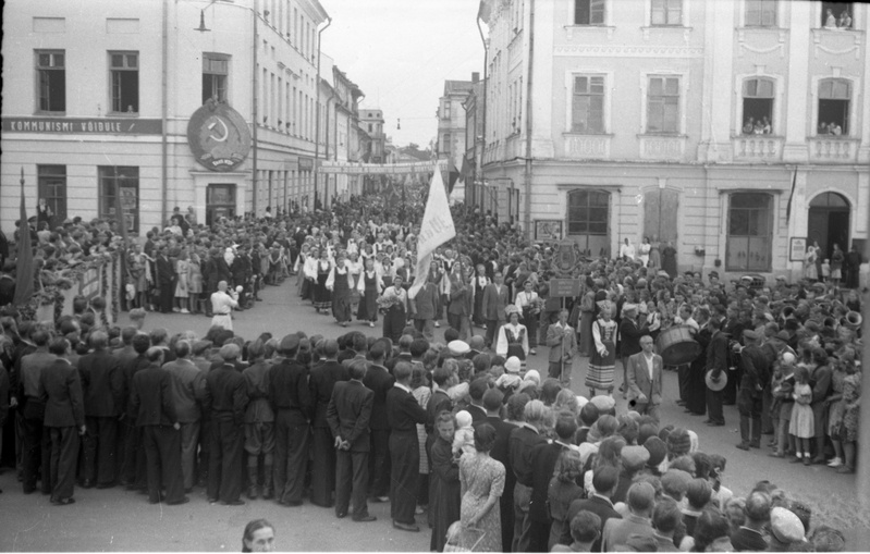 Rongkäik Tartu Raekoja platsil