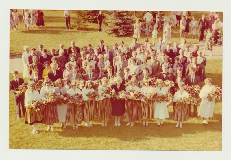Palamuse Keskkooli lõpetajate ühisfoto