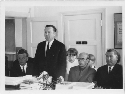 Kõneleb Palamuse kooli direktor Evald Kägo  similar photo