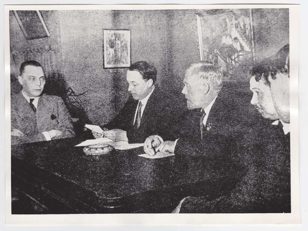 Eesti kunsti näitus Moskvas 1935. a. Näituse arutelu.