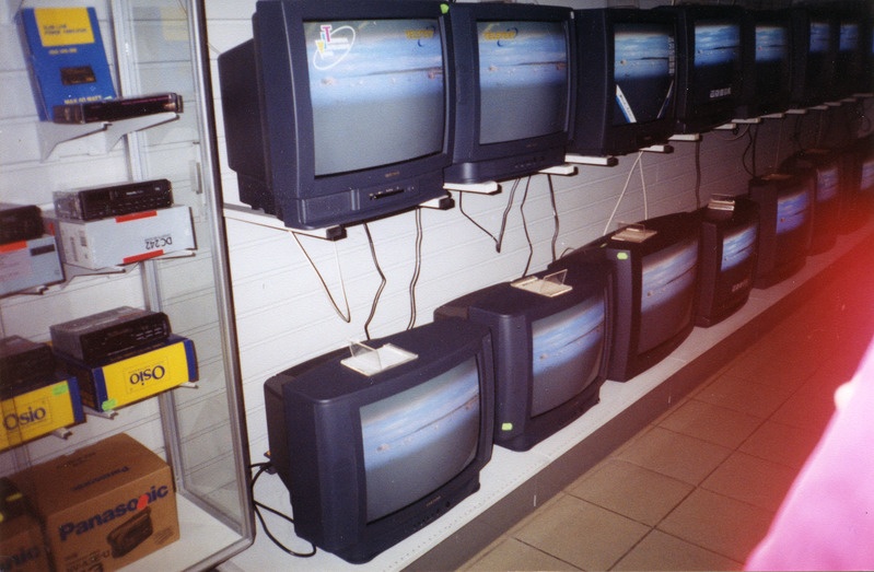 Anu Juurak´u videoprogramm "Ekspress" kaubamajas september 1996
