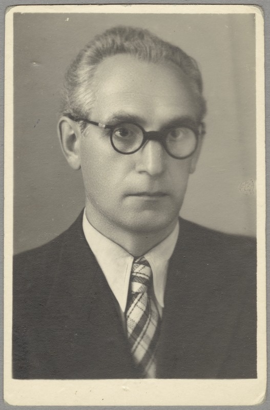 Dr. Leonhard Mardna (Martinoff) portreefoto