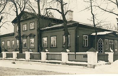Diakonisside Haigla pastoraadi hoone  similar photo