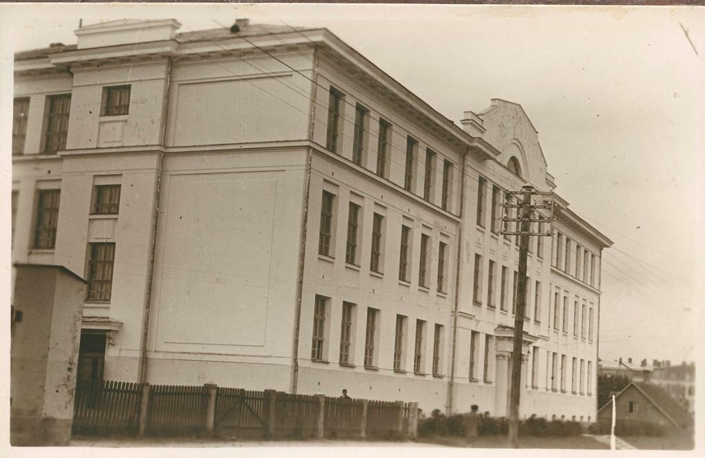 Valga Poeglaste Gümnaasium