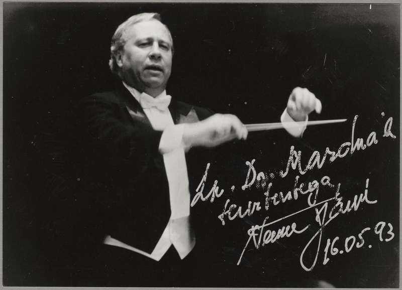 Dirigent Neeme Järvi pühendusega portree dr. Mardnale tervitustega