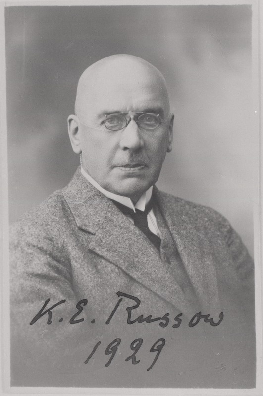 Dr Ernst Russow