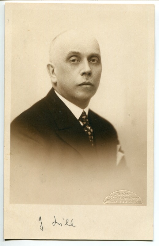 Julius Lill