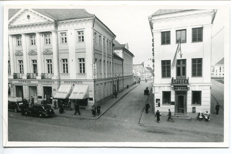 Vaade Tartu Raekoja platsile