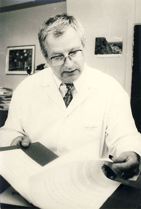 Dr Teet Lainevee