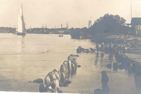 Hungerburg. Mouth of Narva River