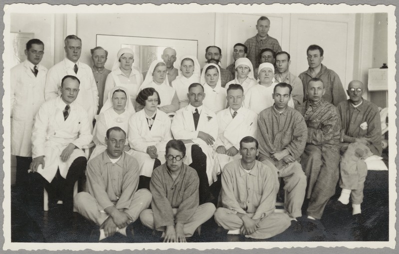 Tartu Ülikooli sisehaiguste kliiniku personal ja patsiendid